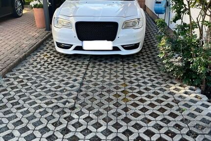 Chrysler 300C 159.000 km 21.000 &euro; Ahnatal 34292