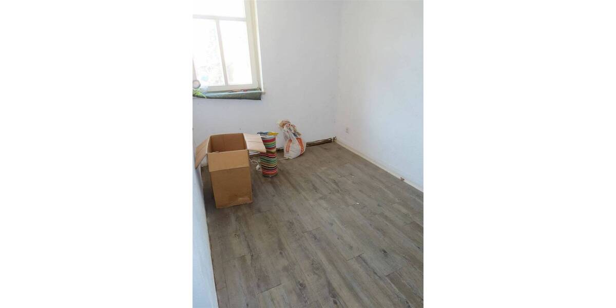 Einfamilienhaus Niestetal Heiligenrode - 6 Zimmer, 150 m&sup2;, 179.000&euro; | Angebot:25772469