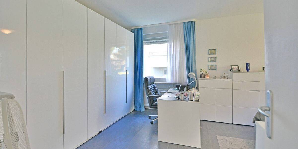 Etagenwohnung Kassel / Wilhelmshöhe Bad Wilhelmshöhe - 2 Zimmer, 76 m&sup2;, 225.000&euro; | Angebot:26204533