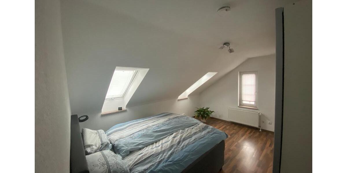 Dachgeschoßwohnung Niedenstein - 2 Zimmer, 128 m&sup2;, 238.870&euro; | Angebot:25414020