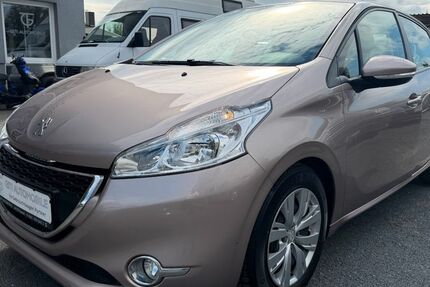 Peugeot 208 58.000 km 5.999 &euro; Kassel 34123