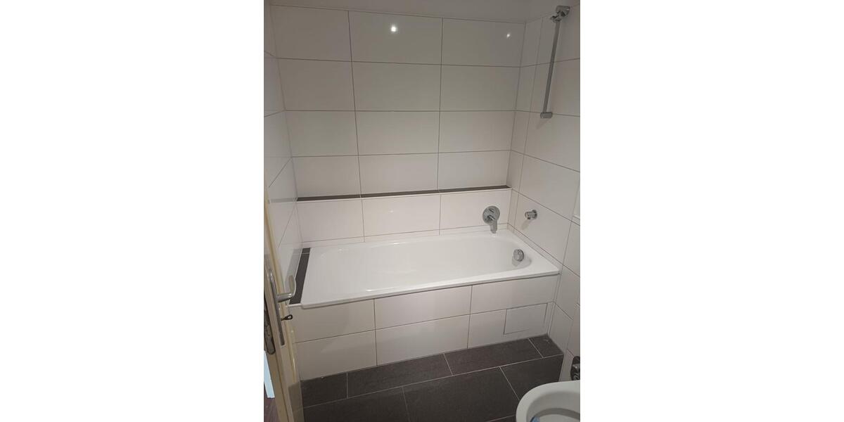 Etagenwohnung Kassel Philippinenhof-Warteberg - 3 Zimmer, 81 m&sup2;, 900&euro; | Angebot:26019504