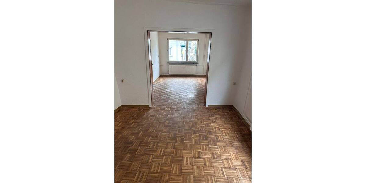 Etagenwohnung Fritzlar - 4 Zimmer, 90 m&sup2;, 650&euro; | Angebot:26917526