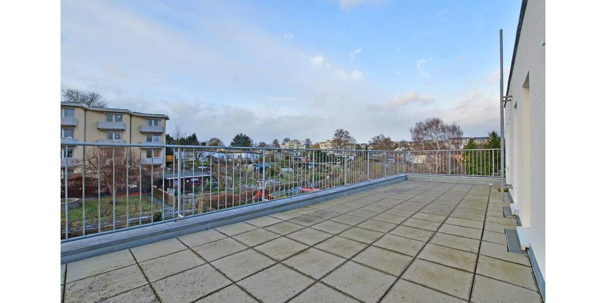 Exklusiv, hell, großzügig: Penthousewohnung zwischen Auefeld und Karlsaue - 3 Dachterrassen 3.5 zimmer