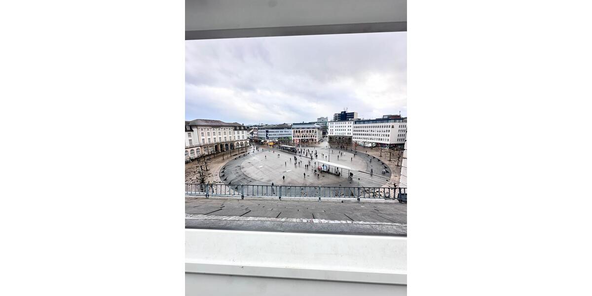 Möblierte Dachwohnung im Zentrum – ab 01.02.2026 verfügbar 3 zimmer