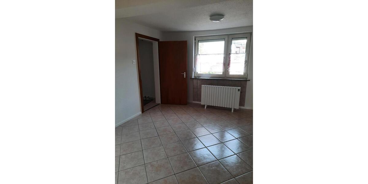 Einfamilienhaus Malsfeld - 7 Zimmer, 166 m&sup2;, 139.000&euro; | Angebot:26220973