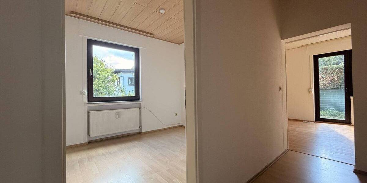 Etagenwohnung Kassel Niederzwehren - 3 Zimmer, 75 m&sup2;, 195.000&euro; | Angebot:26731016