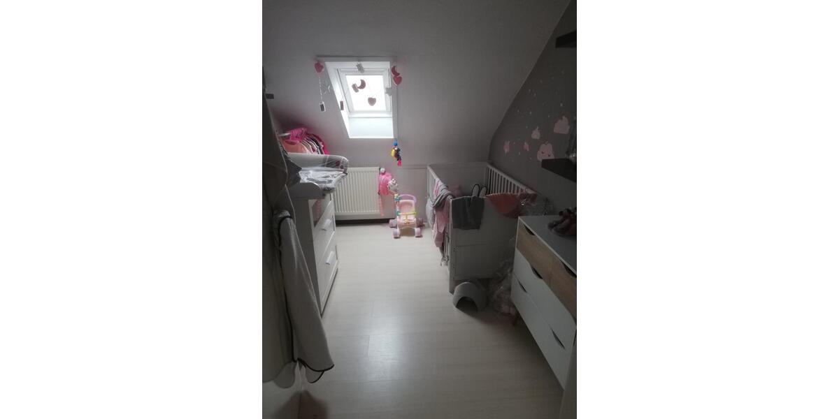 Wunderschöne 3 Z. DG-Wohnung frei zum 01.03.2026 3 zimmer