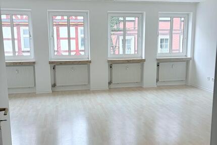 Wohnung Hofgeismar - 3 Zimmer, 74 m&sup2;, 550&euro; | Angebot:26036556