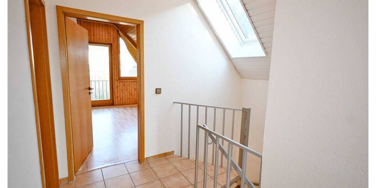 Reihenmittelhaus Kassel Niederzwehren - 4 Zimmer, 104 m&sup2;, 285.000&euro; | Angebot:25984575