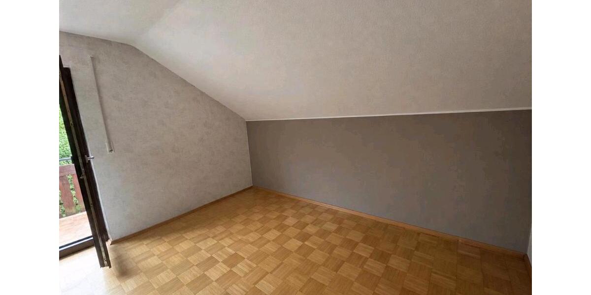 Etagenwohnung Kassel Bettenhausen - 2 Zimmer, 70 m&sup2;, 600&euro; | Angebot:26461111