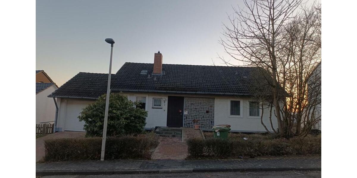 Einfamilienhaus Baunatal - 6 Zimmer, 150 m&sup2;, 330.000&euro; | Angebot:24640163