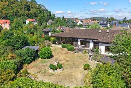 Haus Gudensberg - 10 Zimmer, 343 m&sup2;, 700.000&euro; | Angebot:27515827