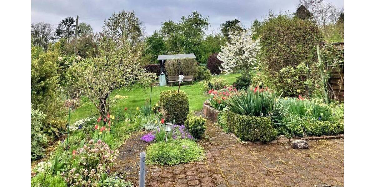 Einfamilienhaus Kassel Kirchditmold - 4 Zimmer, 89 m&sup2;, 1.100&euro; | Angebot:26486719