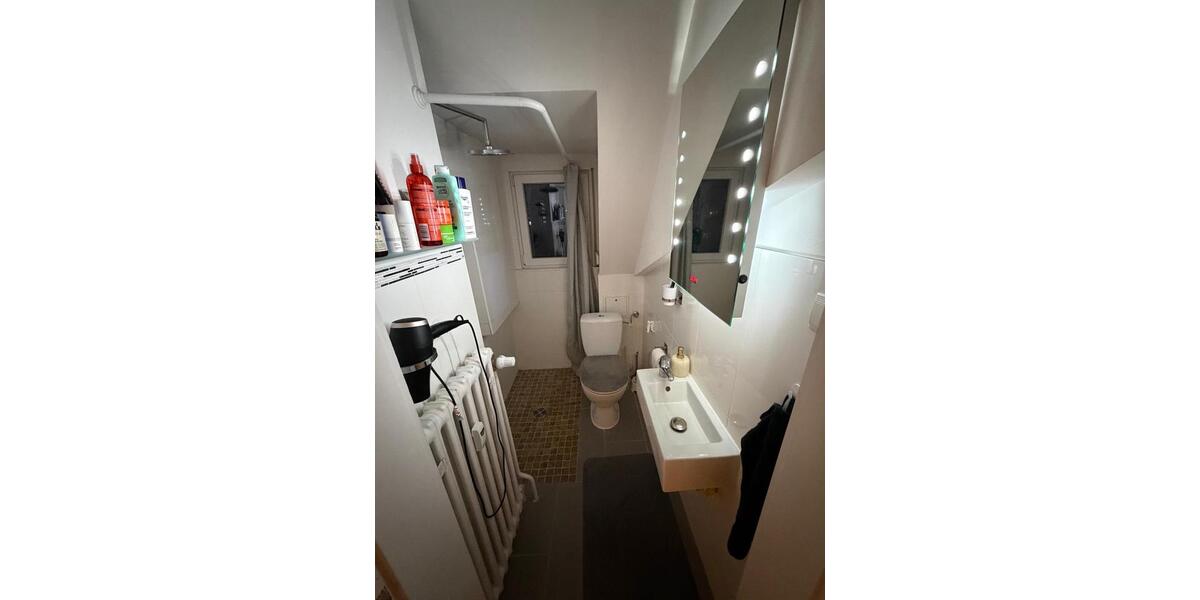 Helle 3 Zimmer Dachgeschosswohnung in Kassel- Bettenhausen 3 zimmer