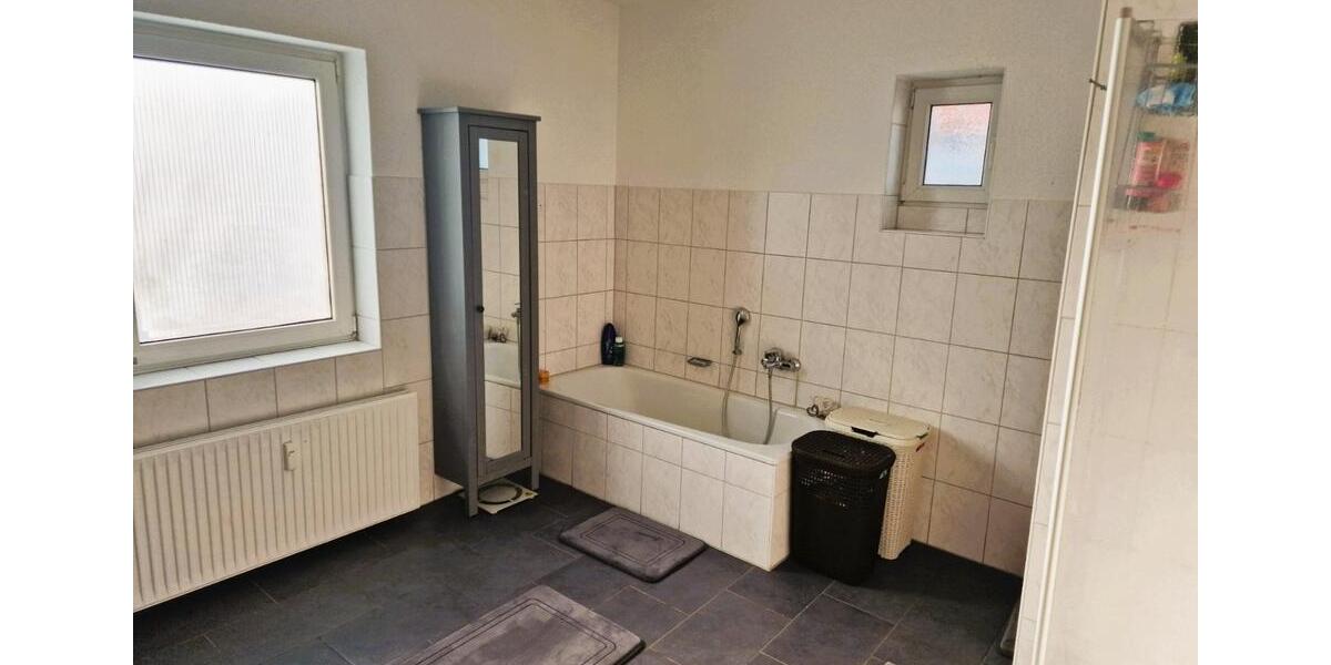Erdgeschoßwohnung Baunatal - 3 Zimmer, 112 m&sup2;, 299.000&euro; | Angebot:26986736