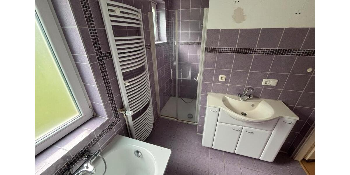 Einfamilienhaus Witzenhausen Blickershausen - 8 Zimmer, 180 m&sup2;, 150.000&euro; | Angebot:27236620
