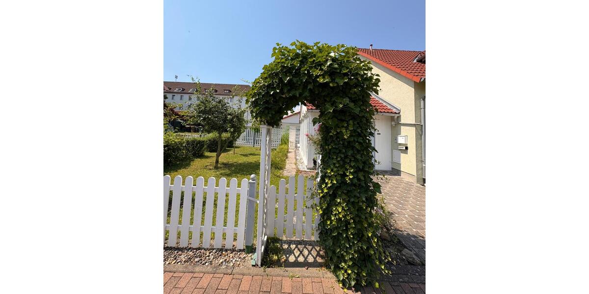 Reihenhaus Hofgeismar - 4 Zimmer, 100 m&sup2;, 350.000&euro; | Angebot:27054025