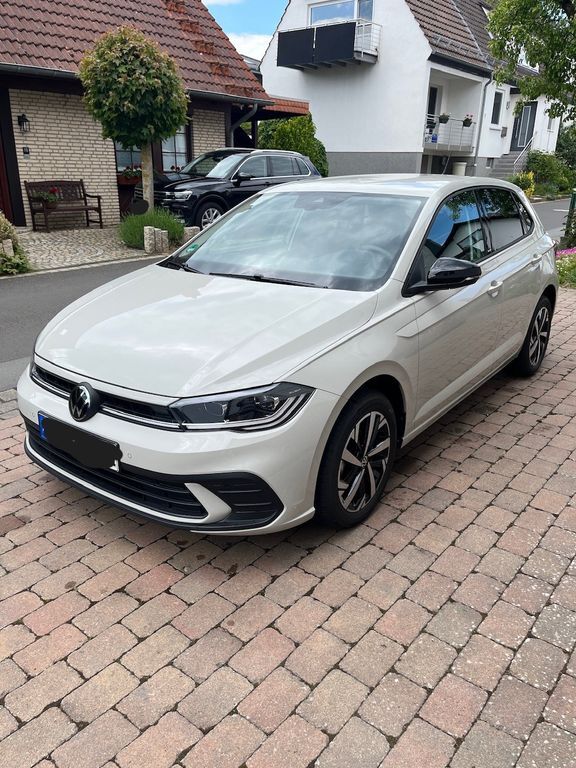 VW Polo 5.900 km 19.999 € Baunatal 34225