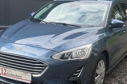 Ford Focus 63.000 km 9.500 &euro; Witzenhausen 37213