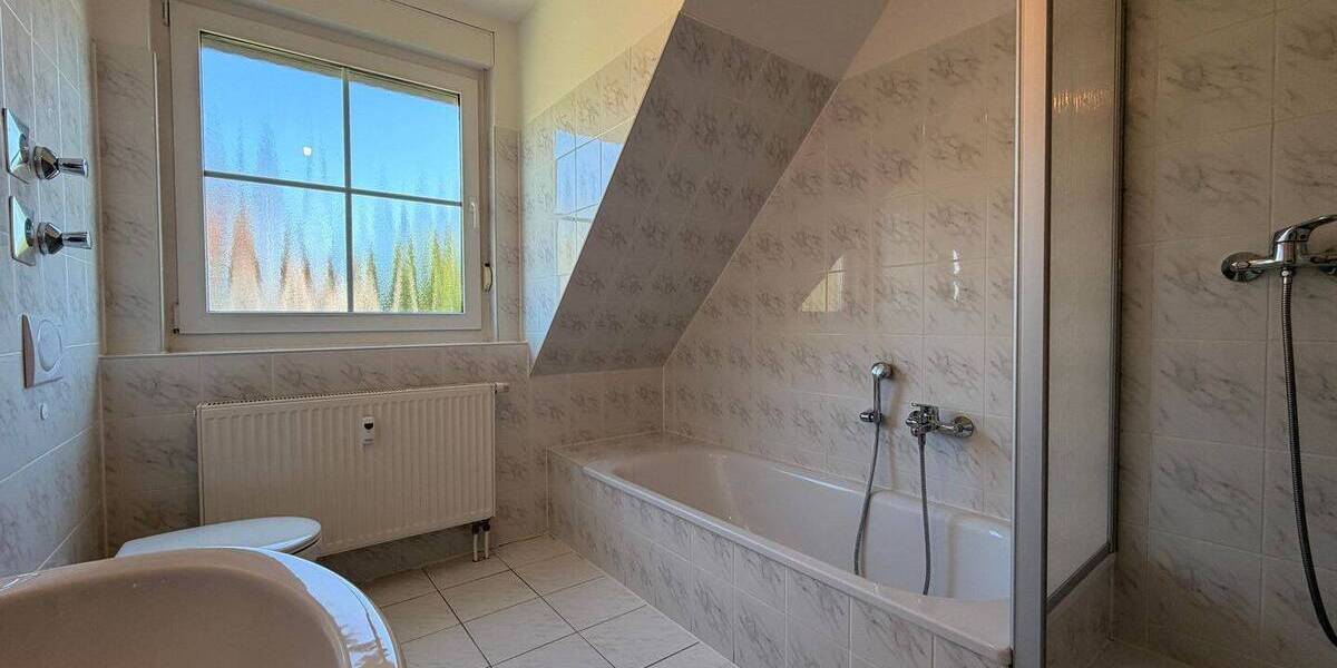 Mehrfamilienhaus, Wohnhaus Lohfelden Ochshausen - 8 Zimmer, 208 m&sup2;, 499.000&euro; | Angebot:26886381