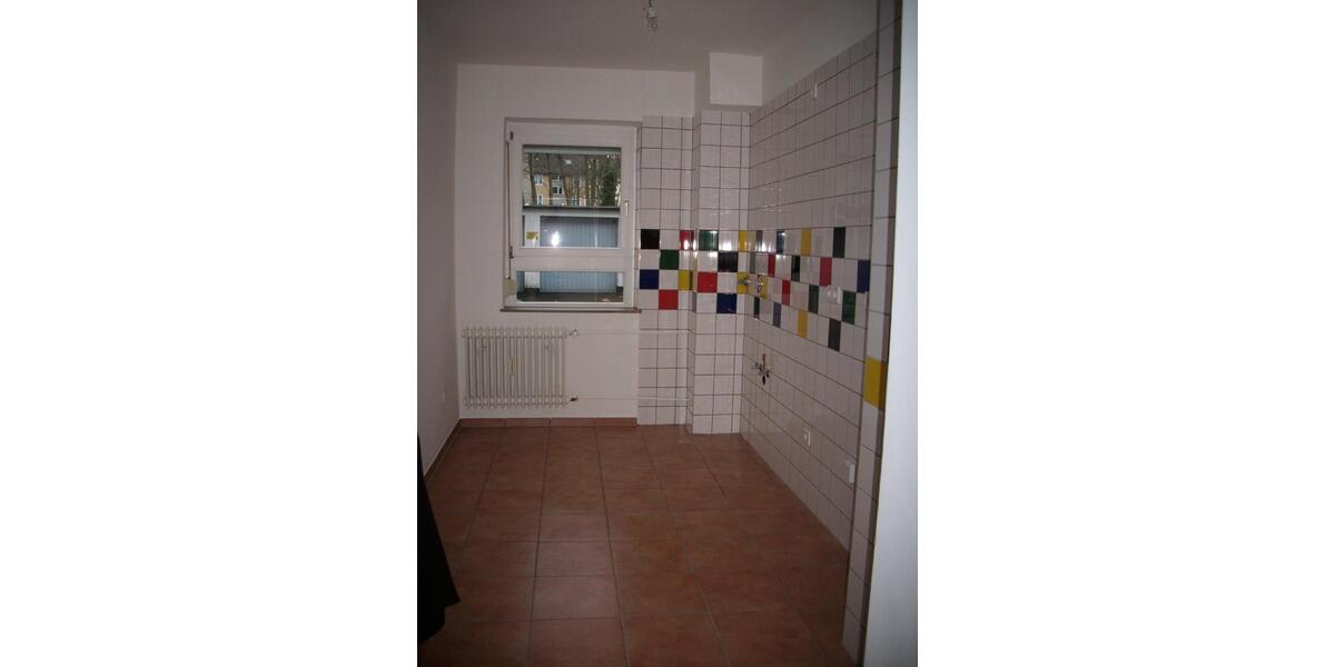 Parterre Wohnung Kassel City 4 Zimmer, Küche & Bad 4 zimmer