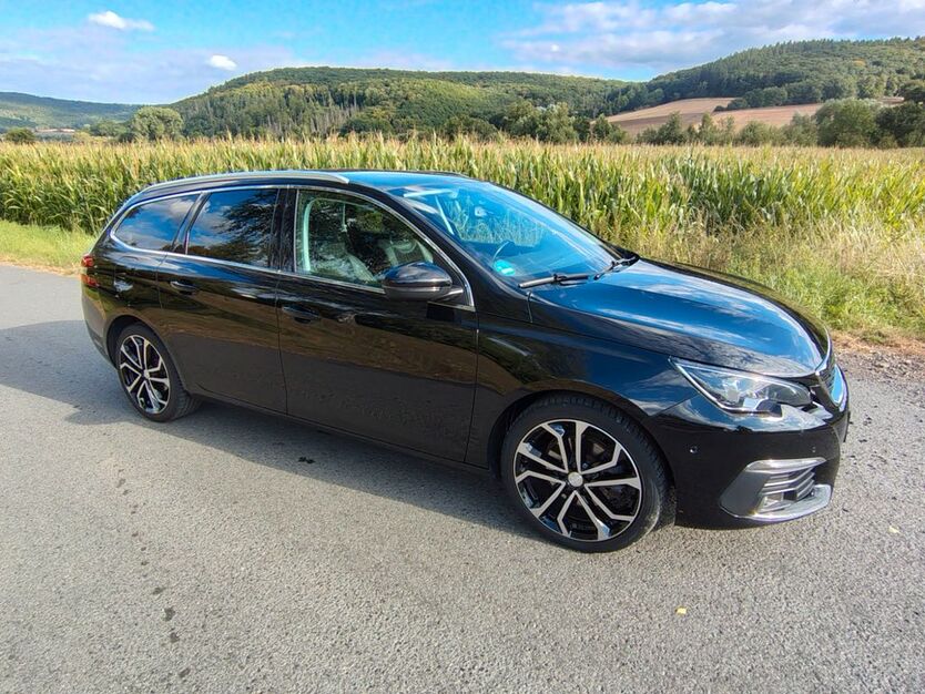 Peugeot 308 121.500 km 11.899 € Waldkappel 37284