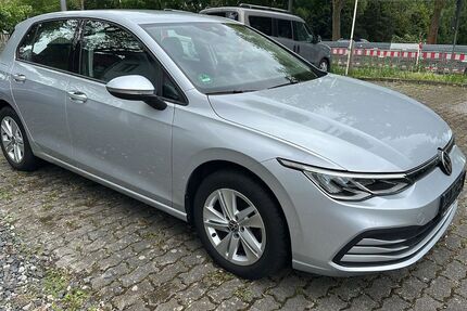 VW Golf 132.000 km 13.998 &euro; Grebenstein 34393