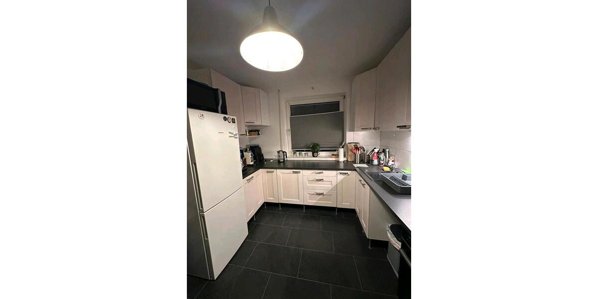 Etagenwohnung Kassel Kirchditmold - 2 Zimmer, 75 m&sup2;, 800&euro; | Angebot:25173692