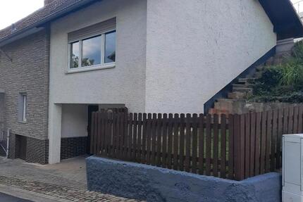 Haus Malsfeld - 7 Zimmer, 166 m&sup2;, 139.000&euro; | Angebot:26220973