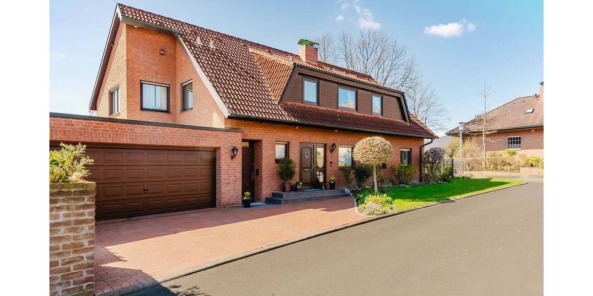 Einfamilienhaus Kassel / Niederzwehren Süsterfeld/Helleböhn - 7 Zimmer, 268 m&sup2;, 769.000&euro; | Angebot:26308833