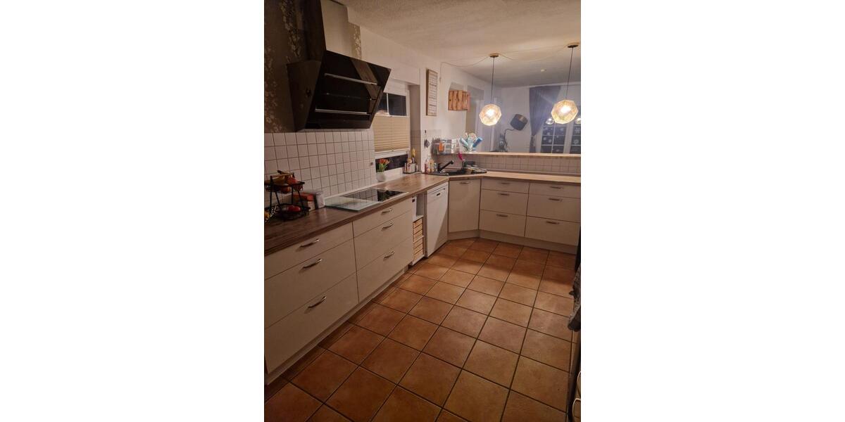 Doppelhaushälfte Söhrewald - 11 Zimmer, 146 m&sup2;, 349.000&euro; | Angebot:25182038