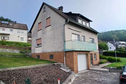 Haus Großalmerode - 6 Zimmer, 170 m&sup2;, 65.000&euro; | Angebot:26749656