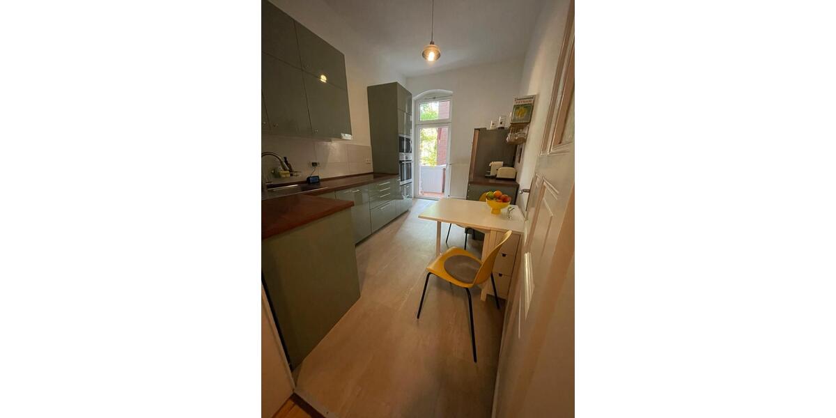 Stilvolle möblierte Altbauwohnung - auf Zeit 4 zimmer