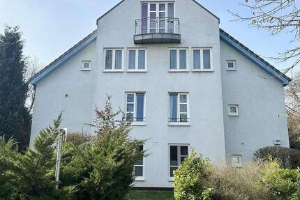 Wohnung Kassel Niederzwehren - 4 Zimmer, 87 m&sup2;, 870&euro; | Angebot:25429384