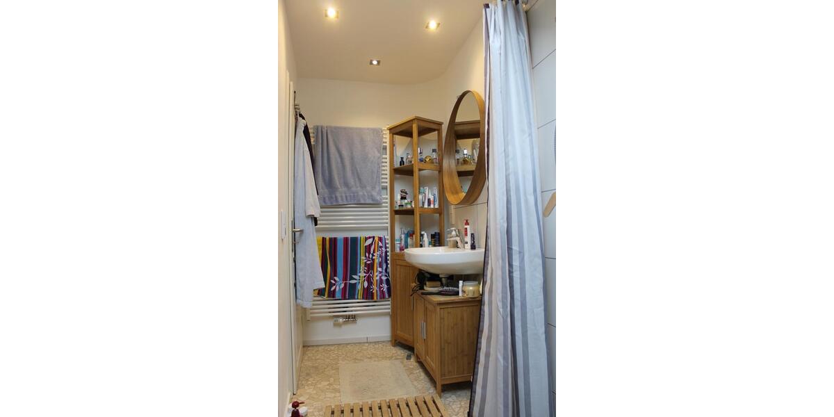 Dachgeschoßwohnung Kassel Südstadt - 3 Zimmer, 74 m&sup2;, 960&euro; | Angebot:26694093
