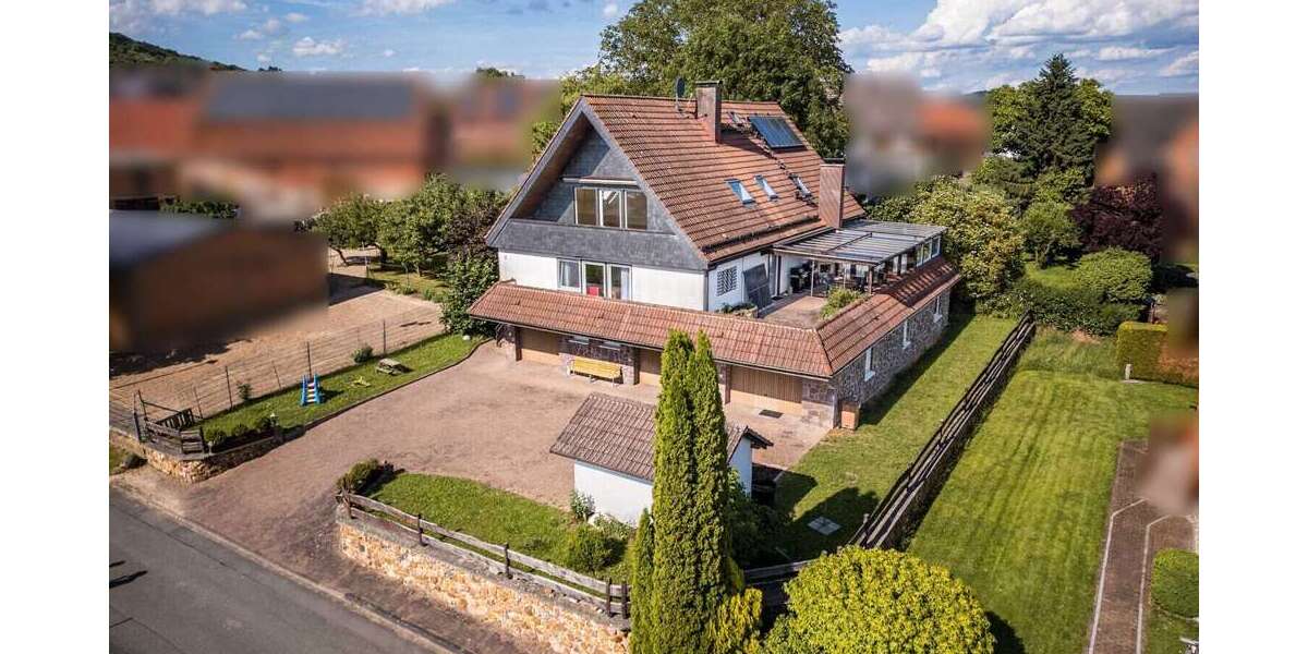 Einfamilienhaus Wolfhagen - 14 Zimmer, 400 m&sup2;, 398.000&euro; | Angebot:27014179
