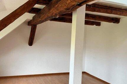 Wohnung Lohfelden - 4 Zimmer, 135 m&sup2;, 1.350&euro; | Angebot:26663717