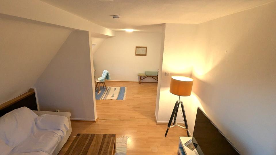 Dachgeschoßwohnung Kassel Fasanenhof - 2.5 Zimmer, 58 m&sup2;, 160.000&euro; | Angebot:27078112
