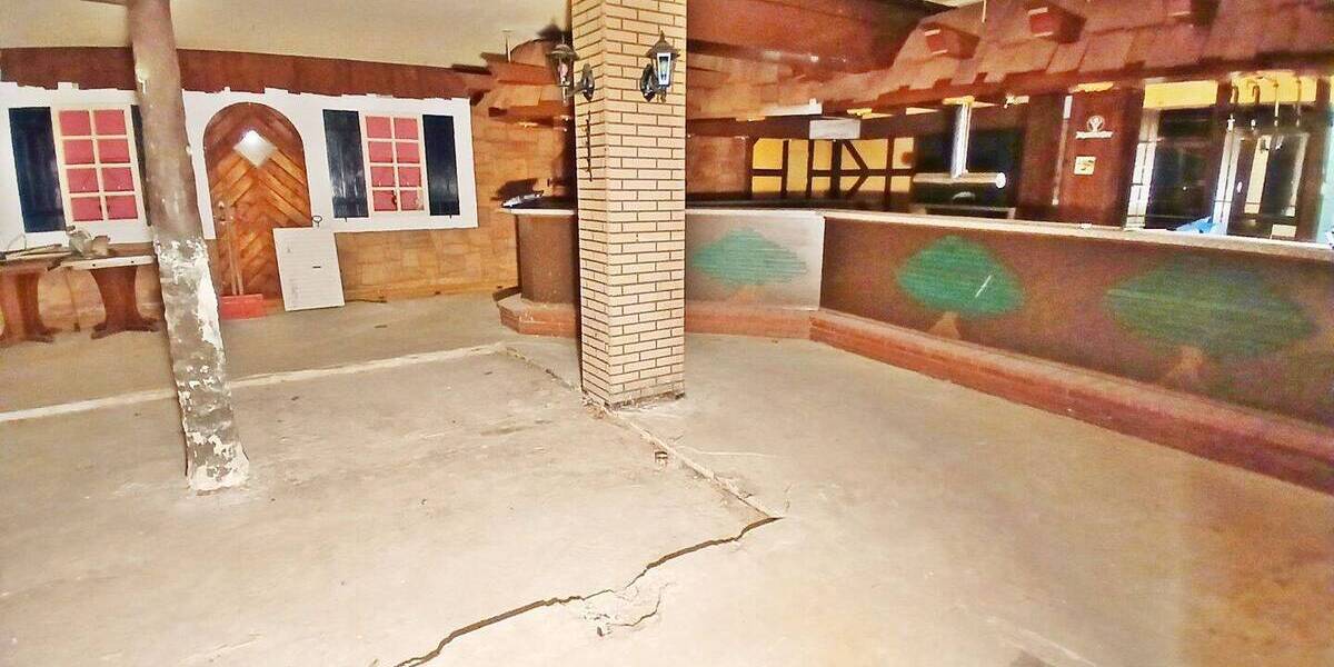 Einfamilienhaus Wolfhagen - 4 Zimmer, 89.000&euro; | Angebot:26026326