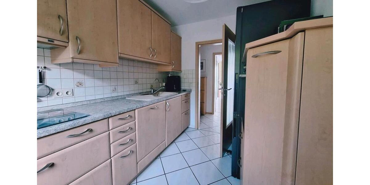 Etagenwohnung Baunatal - 3 Zimmer, 82 m&sup2;, 230.000&euro; | Angebot:26611827