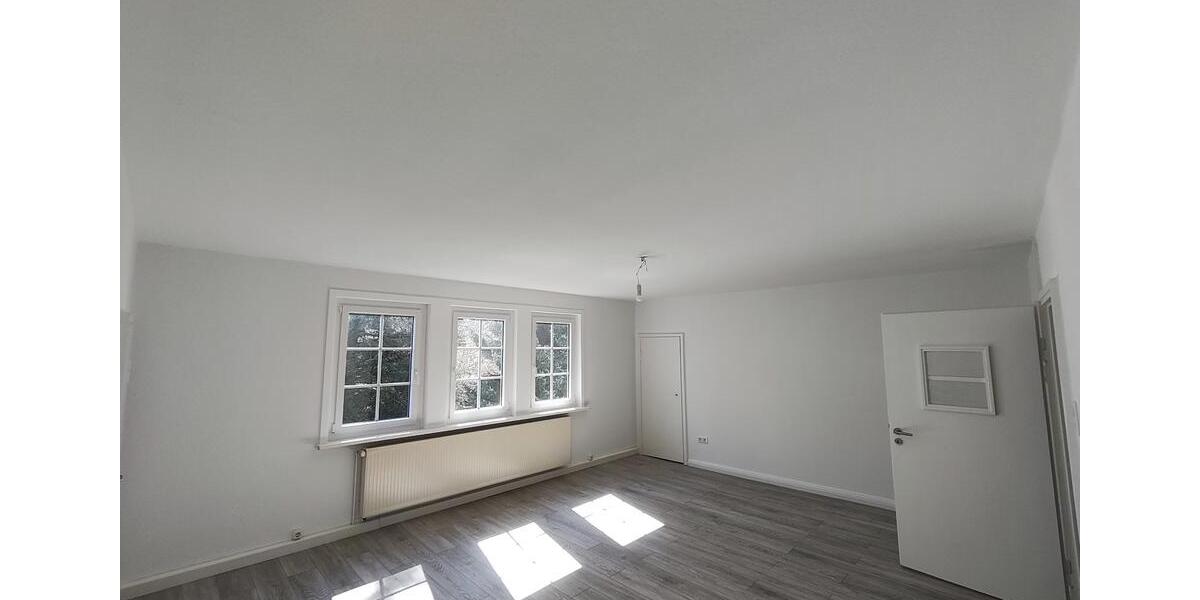 Etagenwohnung Hofgeismar - 3 Zimmer, 120 m&sup2;, 960&euro; | Angebot:26287932