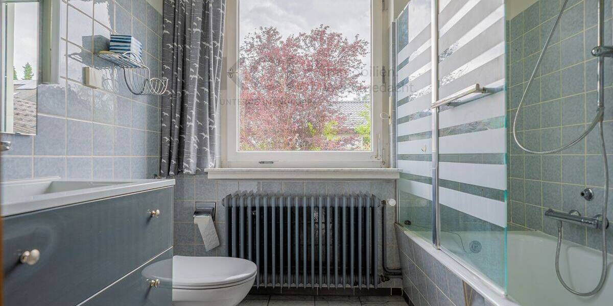 Mehrfamilienhaus, Wohnhaus Kassel / Harleshausen Harleshausen - 8 Zimmer, 205 m&sup2;, 694.500&euro; | Angebot:25669545