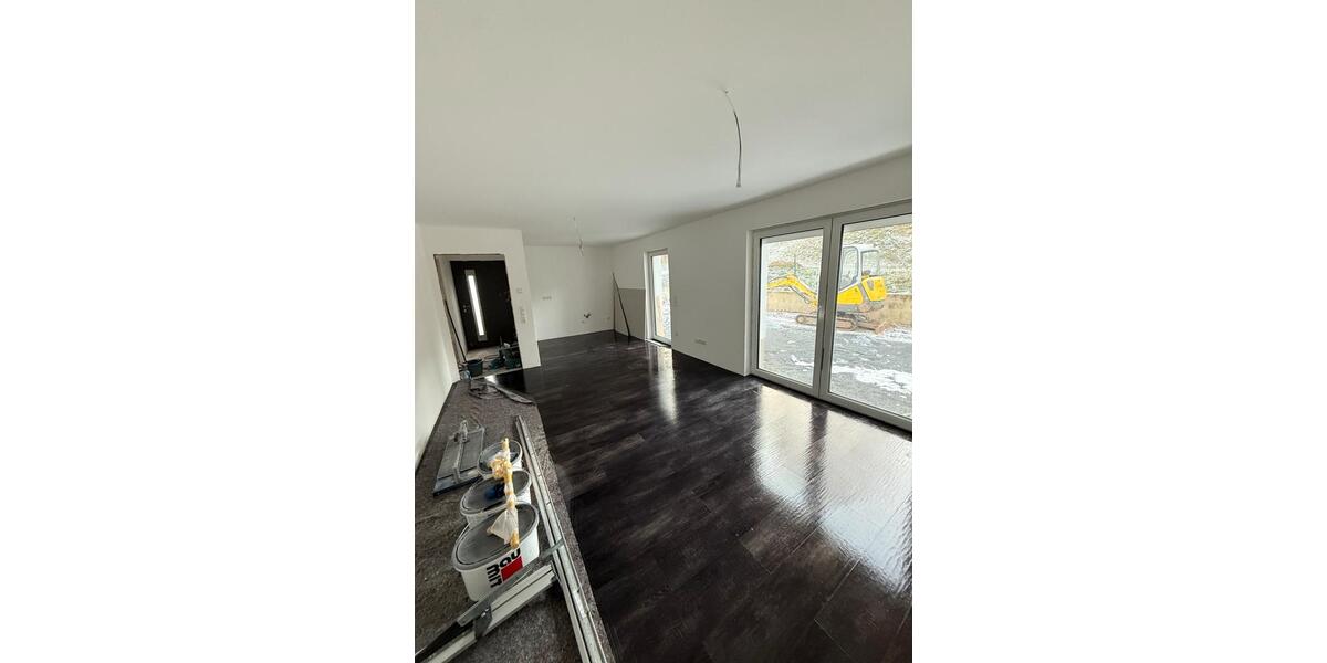 Einfamilienhaus Kassel Fasanenhof - 5 Zimmer, 130 m&sup2;, 1.800&euro; | Angebot:24574920