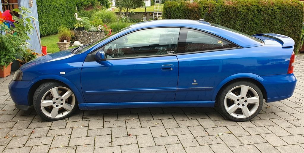 Opel Astra 282.000 km 3.999 € Volkmarsen 34471