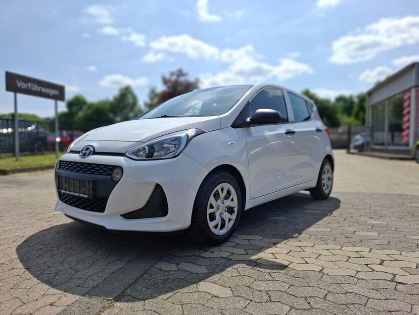 i10
