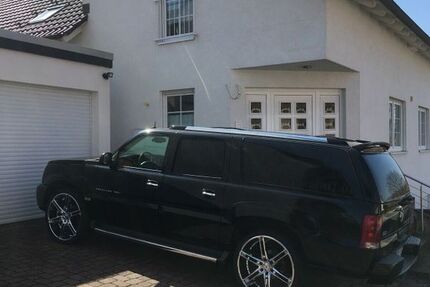 Cadillac Escalade 200.100 km 22.999 € Lohfelden 34253