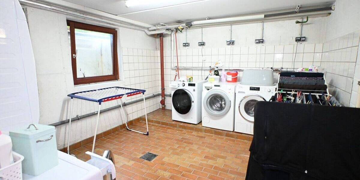 Etagenwohnung Kassel Harleshausen - 4 Zimmer, 97 m&sup2;, 265.000&euro; | Angebot:26804672