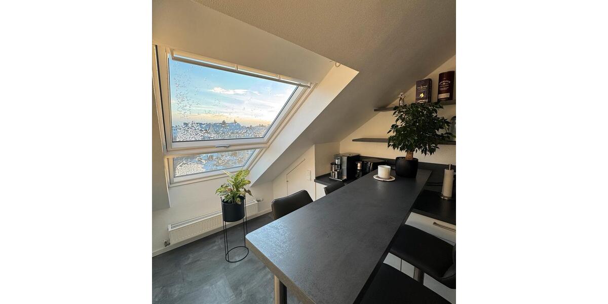 Moderne DG-Wohnung in Niedervellmar – Top-Lage nahe Festplatz 3 zimmer