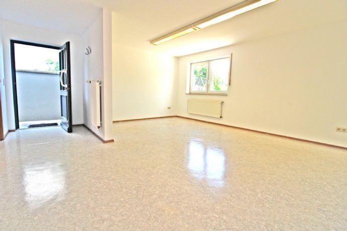 Geräumiges Büro Praxis in repräsentativer Lage von Kassel-Jungfernkopf zimmer